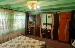 Apartament 3 camere, 80 mp, la casa, zona Centrala 