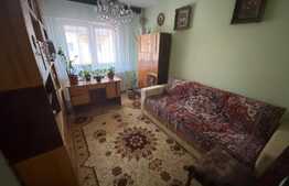 Apartament cu 4 camere, 76 mp, zona Vasile Aron