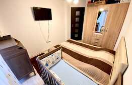 Apartament 2 camere, semidecomandat, zona Vasile Aaron