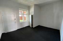 Apartament spatios la casa in Cisnadie