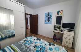 Apartament cu 3 camere, 67mp, 2 bai, 2 balcoane, zona Tilisca