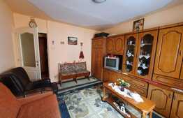 Apartament 1 camera,  32mp, decomandat,pe etaj intermediar, zona Strand II