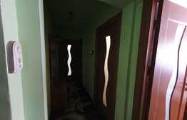 Oportunitate! Apartament 3 camere, Str. Semaforului, etaj 1