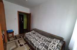 Oportunitate! Apartament 3 camere, Str. Semaforului, etaj 1