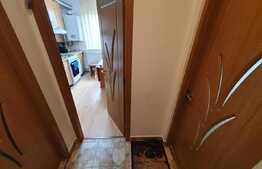 Apartament 1 camera,  23mp, decomandat,pe etaj intermediar, zona Broscarie