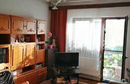 Casa in zona 0 a orasului Sibiu !  4 dormitoare, 2 living-uri, 5 bai, curte de 360 mp