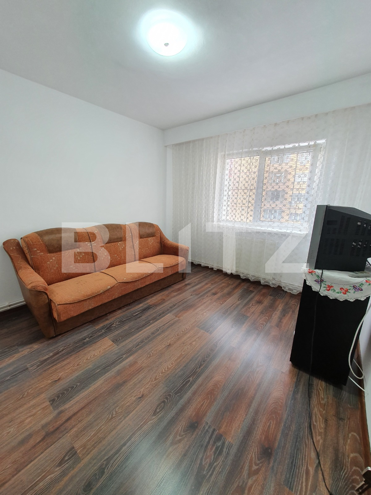 Apartament de închiriat 3 camere Vasile Aaron - 63596AI | BLITZ Sibiu | Poza4
