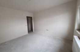 Apartament 3 camere, zona centrala, Cisnadie