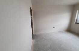 Apartament 3 camere, zona centrala, Cisnadie