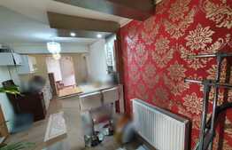 Apartament 2 camere, 63mp + curte 22mp, zona centrala