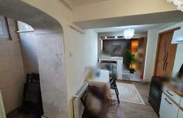 Apartament 2 camere, 63mp + curte 22mp, zona centrala