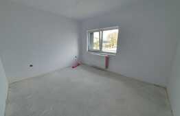 Apartament 3 camere, 60mp, Cisnadie ULTRACENTRAL la alb