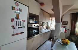 Apartament cu 3 camere, 52mp, semidecomandat, zona Bd. Mihai Viteazu