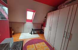 Apartament cu 3 camere, 52mp, semidecomandat, zona Bd. Mihai Viteazu