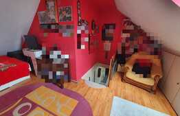 Apartament cu 3 camere, 52mp, semidecomandat, zona Bd. Mihai Viteazu