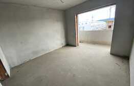 Apartament cu 3 camere 78 mp Turnisor 