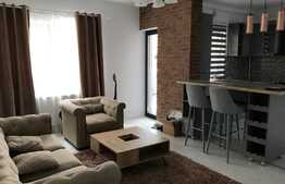 Apartament de lux cu doua locuri de parcare si curte