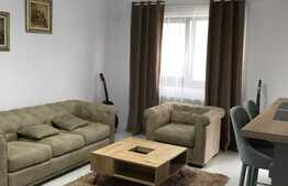 Apartament de lux cu doua locuri de parcare si curte