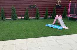 Apartament de lux cu loc de parcare si curte generoasa