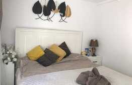 Apartament de lux cu loc de parcare si curte generoasa