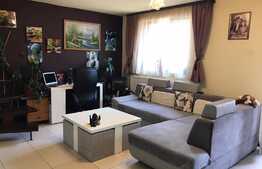 Apartament 3 camere la mansarda