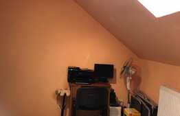 Apartament 3 camere la mansarda