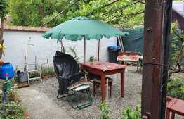 Apartament 4 camere la casa, 90 mp, zona Centrala