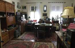 Apartament 3 camere foarte spatios in zona de centru