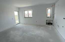 Apartament de 2 camere, 55.33 mp utili, semidecomandat!