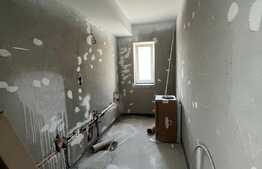 Apartament de 2 camere, 55.33 mp utili, semidecomandat!