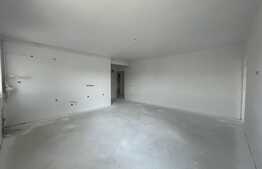 Apartament de 2 camere, 55.33 mp utili, semidecomandat!