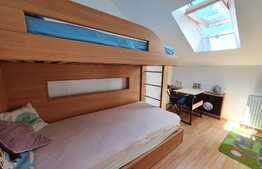 Apartament 3 camere, 75 mp, zona Cedonia