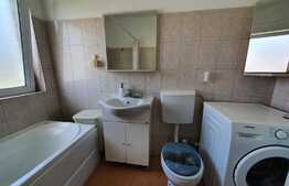 Apartament 3 camere, 75 mp, zona Cedonia