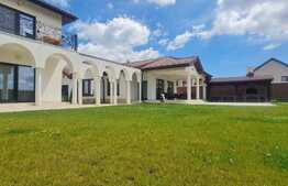 Vila de lux 10 camere, 1000 mp utili si 4000 mp curte libera, Tractorului