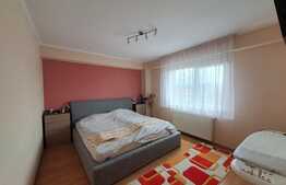 Apartament 3 camere, 68 mp, zona Vasile Aaron