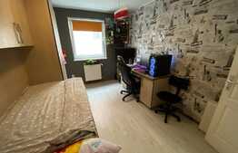 Oportunitate unica!! Apartament spatios, 4 camere, 2 bai, 2 terase, zona linistita cu panorama!