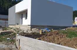 Casă individuală Tocile, 86 mp utili, 190 mp curte liberă