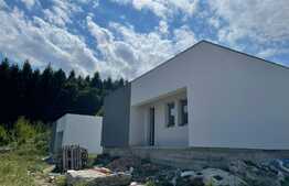 Casă individuală Tocile, 86 mp utili, 190 mp curte liberă