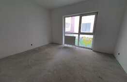 Apartament 4 camere, 96 mp, zona Strand II