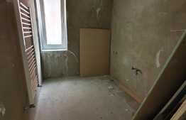Apartament 4 camere, 96 mp, zona Strand II