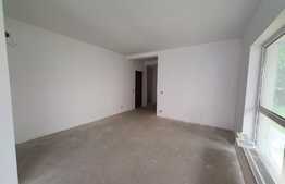 Apartament 4 camere, 96 mp, zona Strand II