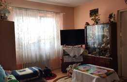 Apartament 2 camere, zona foarte buna