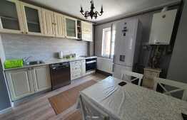 Apartament de 4 camere, 72 mp, Mihai Viteazul