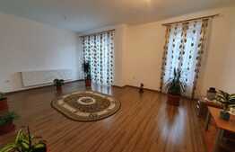 Apartament 3 camere, 80 mp, Selimbar