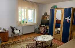 Garsoniera decomandata de 32 mp, in Gusterita