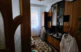 Apartament de 3 camere, 70 mp, zona Vasile Aaron