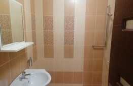 Apartament la mansarda de 3 camere, 91 mp, in Valea Aurie