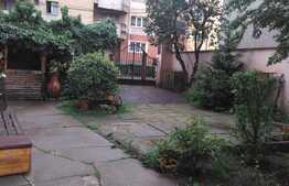 Apartament la casă, 100 mp utili, zona CENTRALĂ!