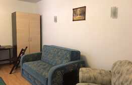 Apartament de 2 camere, la curte, Central