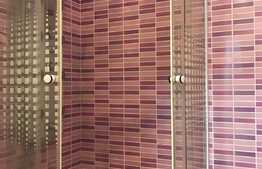 Apartament de 2 camere, la curte, Central